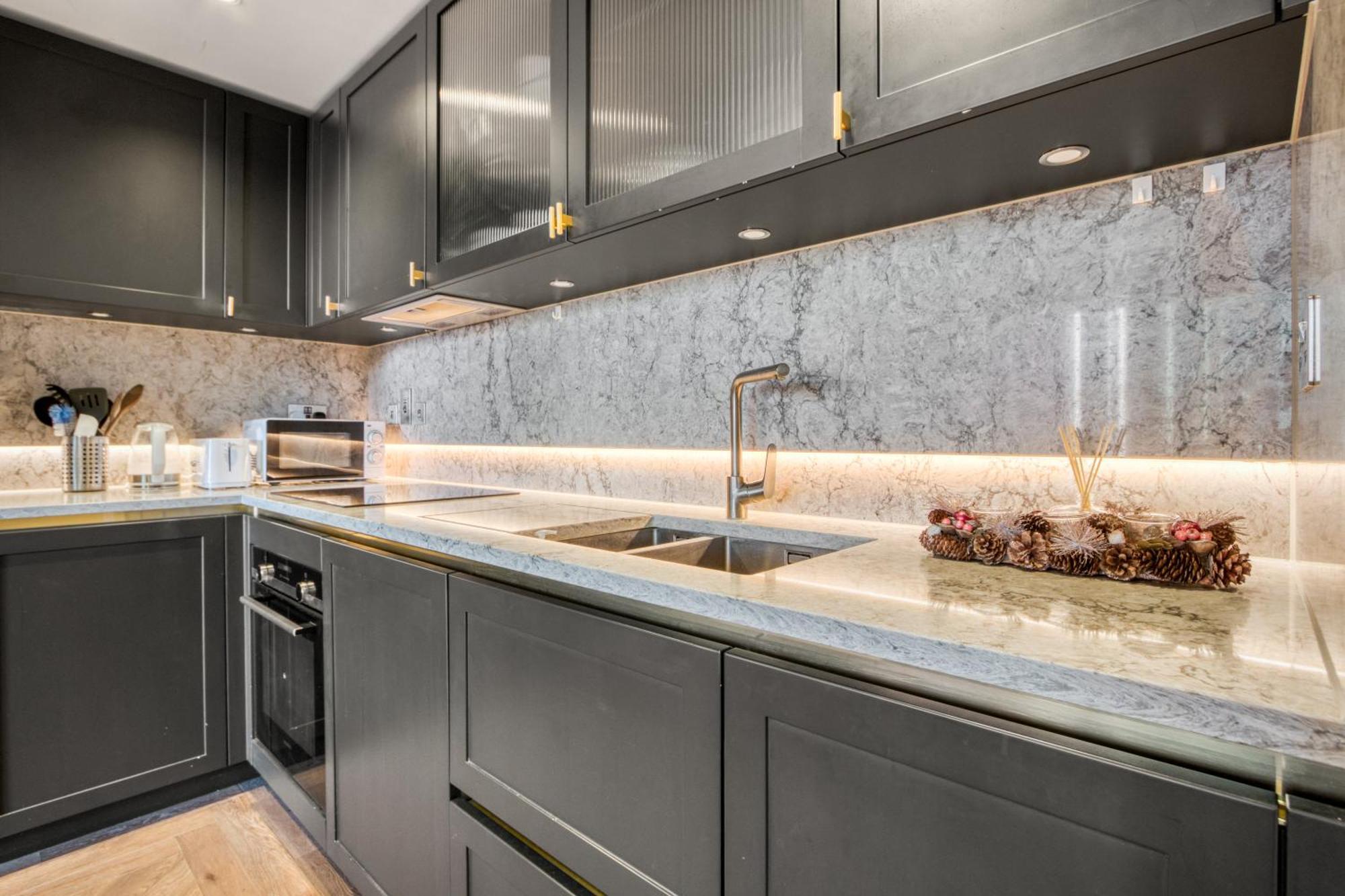 Hyde Park Luxury 2br 2ba Balcony Appartamento *