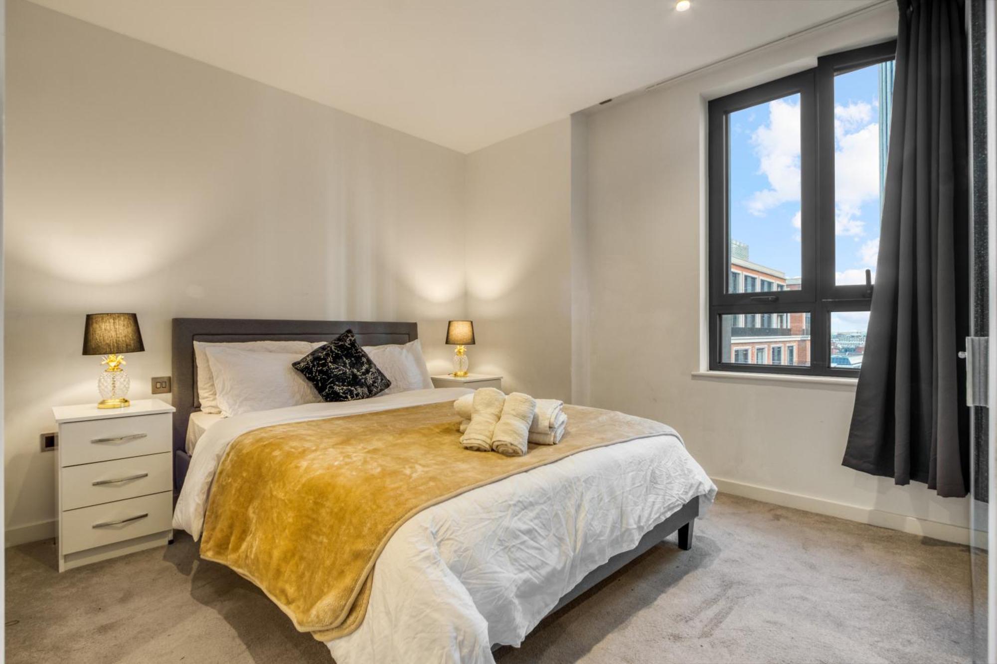 Hyde Park Luxury 2br 2ba Balcony Londra